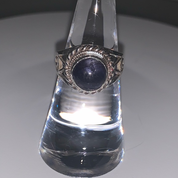 Jewelry - Vintage Amethyst Sterling Silver Ring